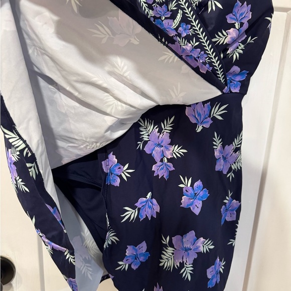 Lands End Women Tulip Wrap Mini Swim Dress size s - Picture 6 of 12